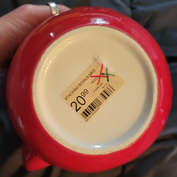 NWT set of 2 stacking bowls Christmas themed new old stock - Picture 4 of 6